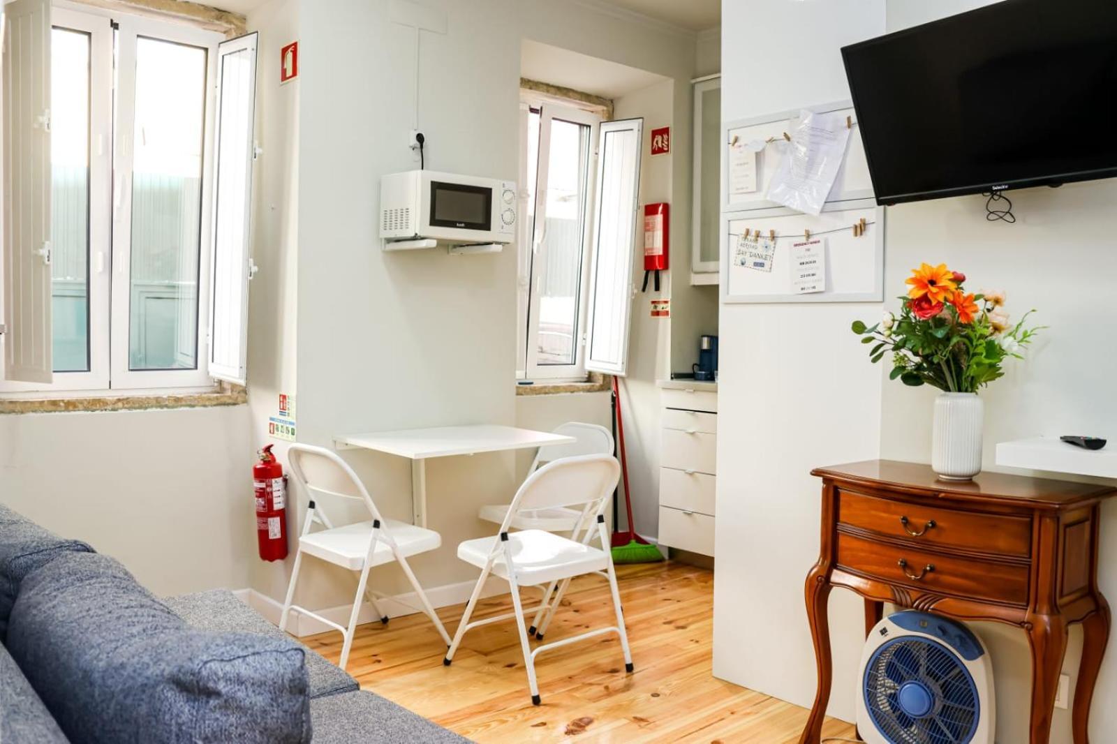 Residencia Queiros - Apartamento T1 Lisbon Exterior photo